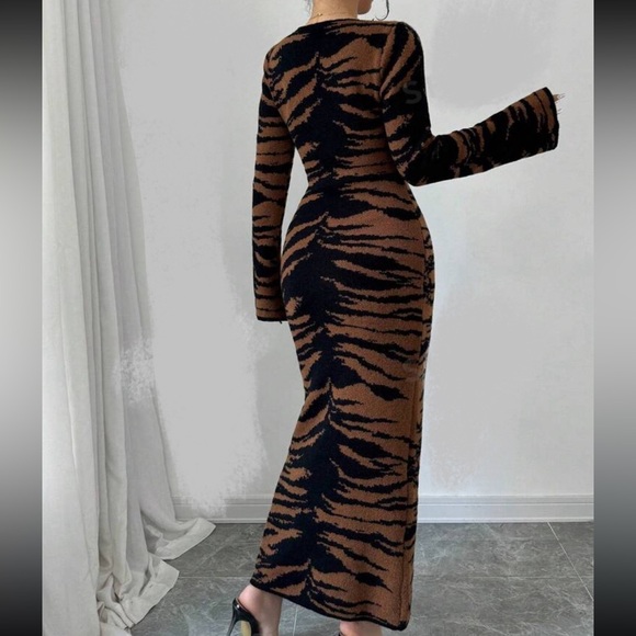 Luxe Zebra Print Long Sleeve Knit Sweater Dress - Picture 6 of 6